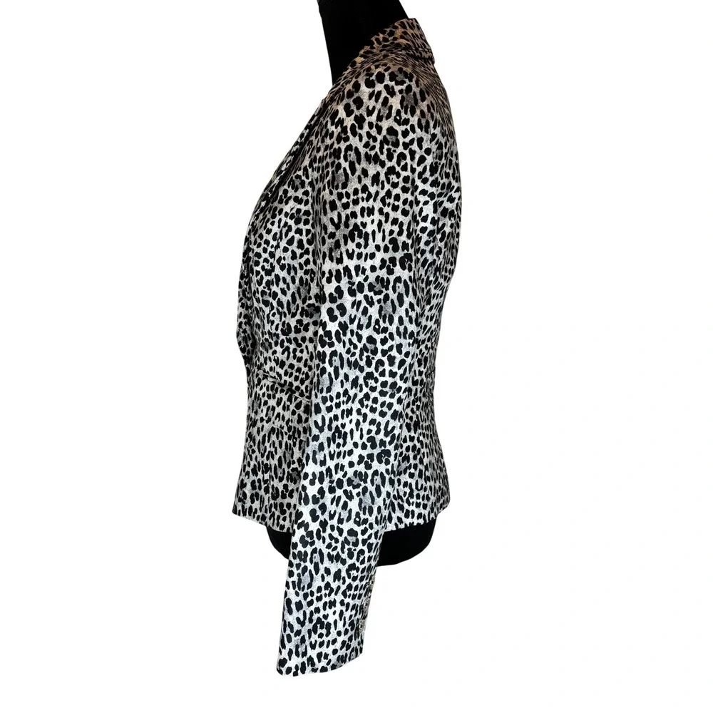 White House Black Market Blazer Women 8 Black White Leopard Print Single Button - Picture 2 of 7